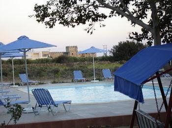 Castello Apartments Frangokastello Екстериор снимка